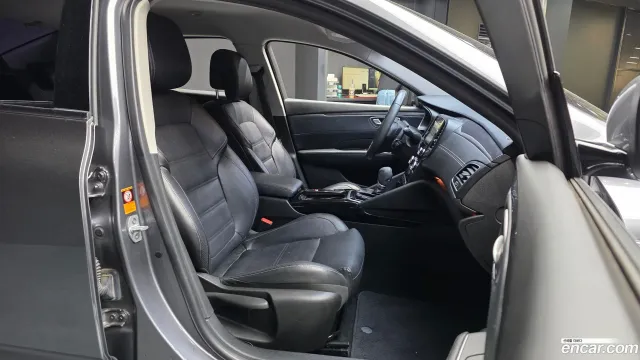 Renault Talisman (SM6)