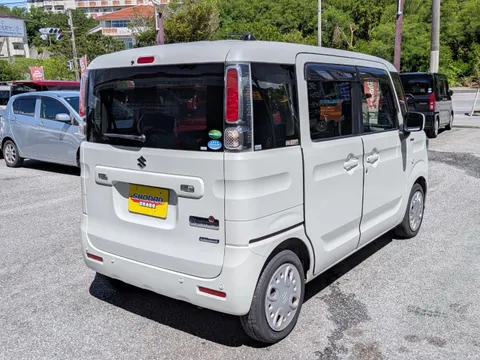 Suzuki Spacia