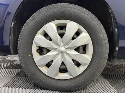 Toyota Yaris (Vitz)