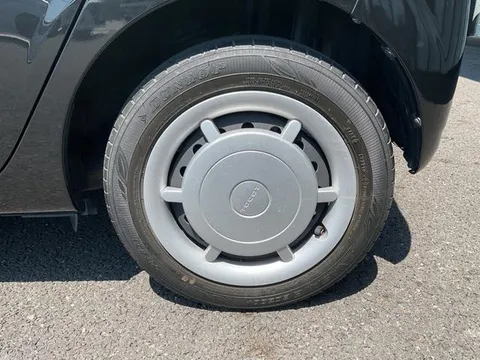 Daihatsu Mira Tocot