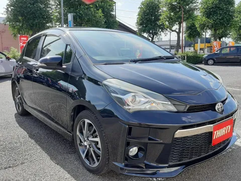 Toyota Yaris (Vitz)