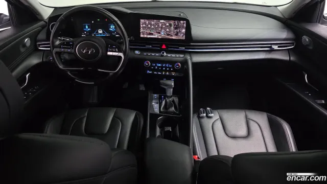 Hyundai Elantra (Avante)