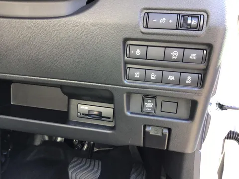Mitsubishi Delica Mini