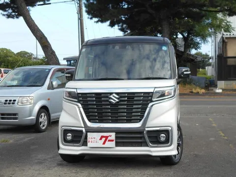 Suzuki Spacia Custom