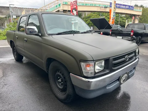 Toyota Hilux Sports Pick Up