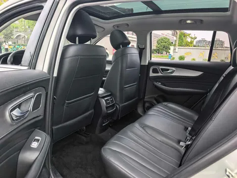 Roewe RX5