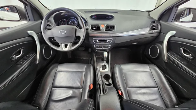 Renault SM3