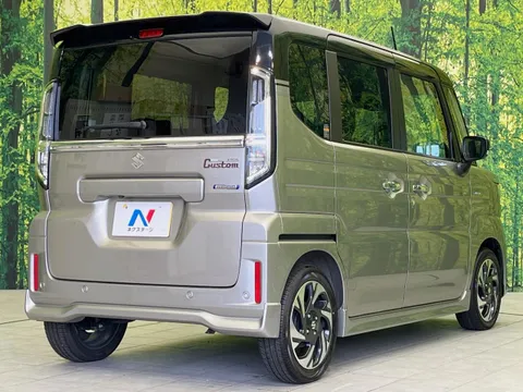 Suzuki Spacia Custom