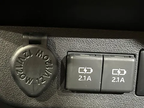 Daihatsu Mira Tocot