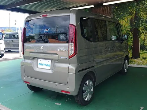 Suzuki Spacia