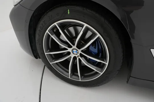 BMW BMW
