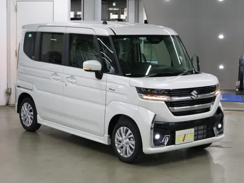 Suzuki Spacia Custom