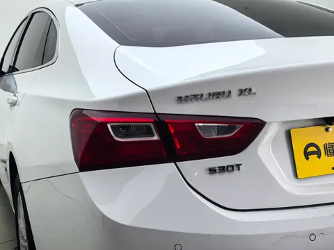 Chevrolet Malibu XL
