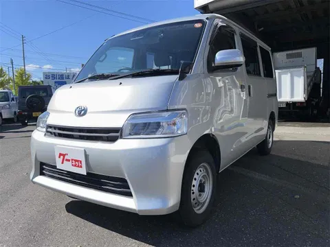 Toyota TownAce Van