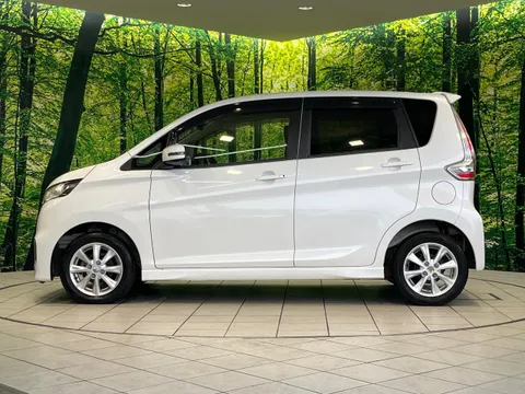 Mitsubishi eK Custom