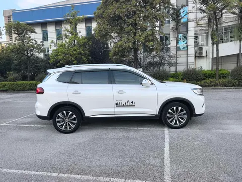 Roewe RX5