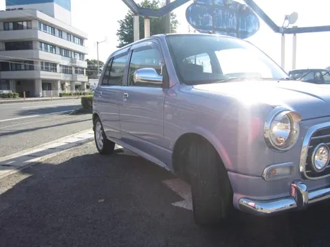 Daihatsu Mira Gino