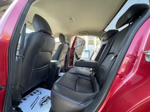 Mazda Mazda 3