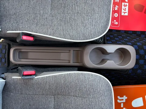 Daihatsu Mira Tocot