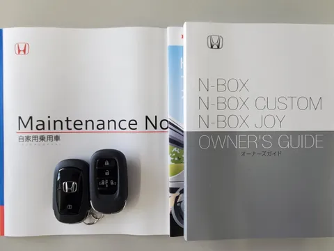 Honda N-BOX Custom