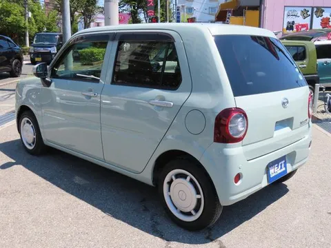 Daihatsu Mira Tocot