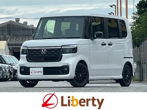 Honda N-BOX Custom