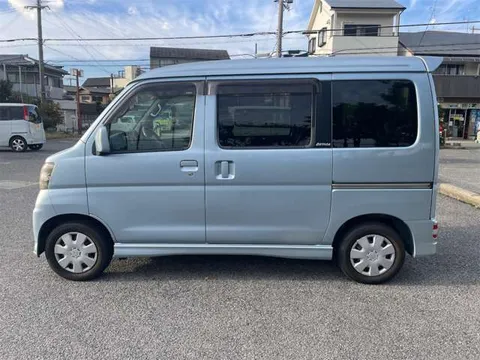 Daihatsu Atrai Wagon