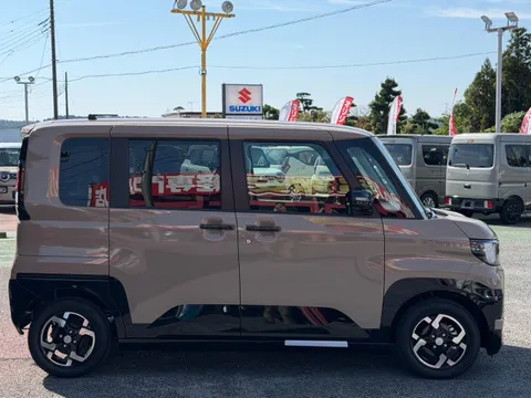 Mitsubishi Delica Mini