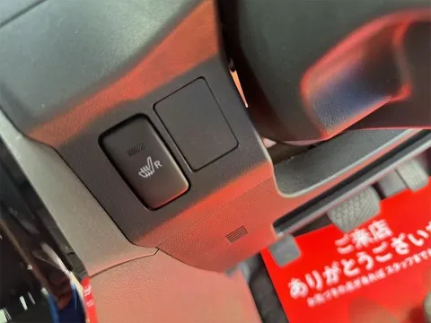 Toyota Pixis Mega