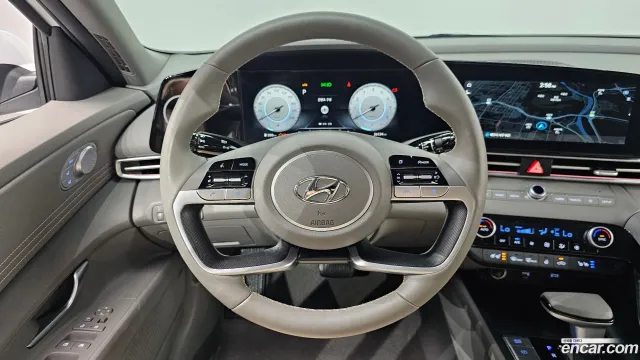Hyundai Elantra (Avante)