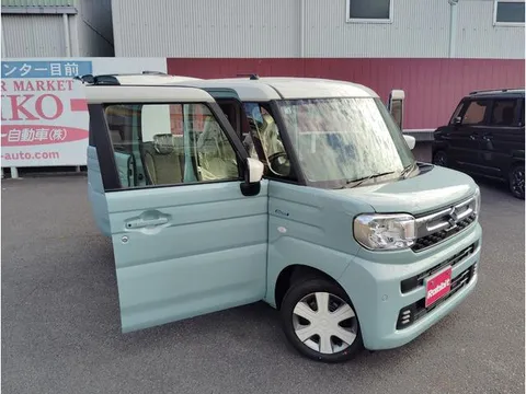 Suzuki Spacia