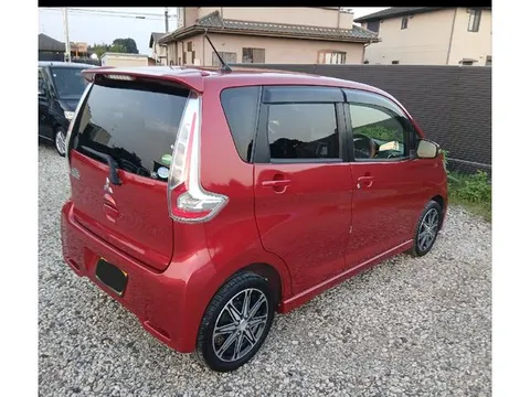 Mitsubishi eK Custom