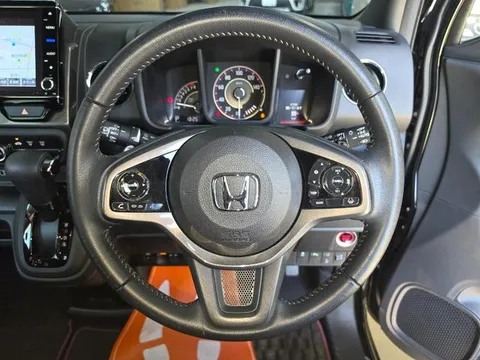 Honda N-WGN Custom
