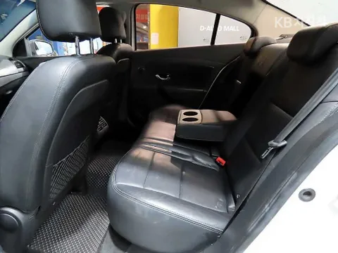 Renault SM3