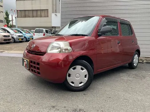 Daihatsu Esse