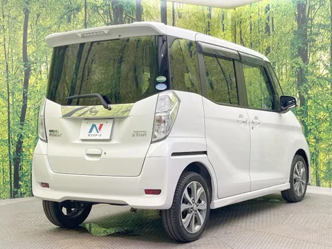 Nissan Dayz Roox