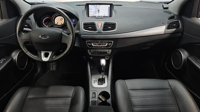 Renault SM3