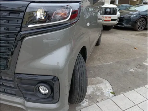 Suzuki Spacia Base
