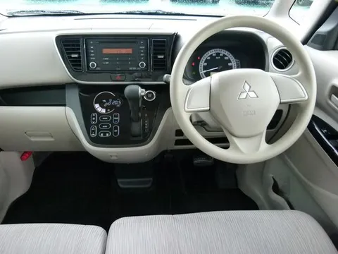 Mitsubishi eK Space