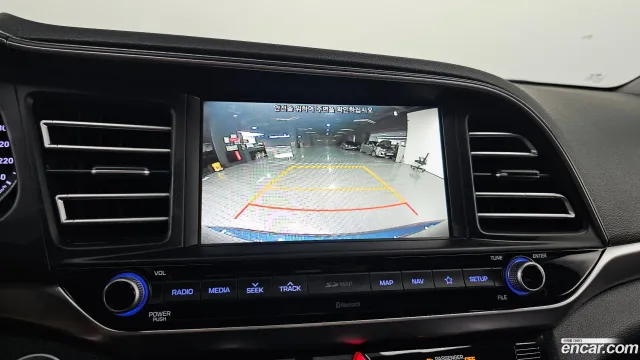 Hyundai Elantra (Avante)