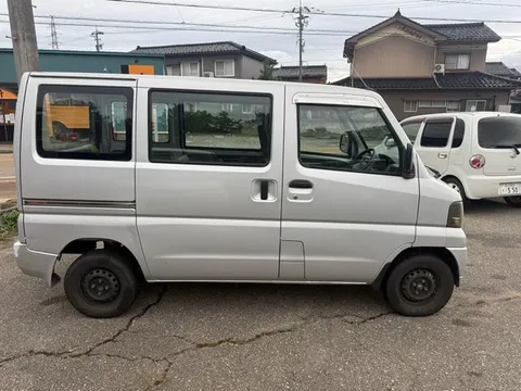 Mitsubishi Minicab Van