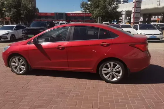 Chery Arrizo 5