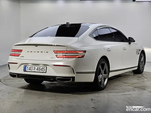 Genesis G80
