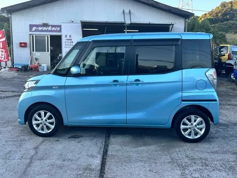 Nissan Dayz Roox
