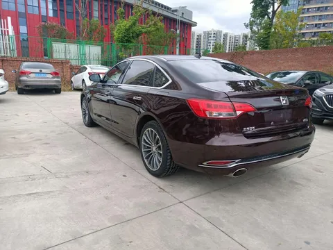 Zotye Z700