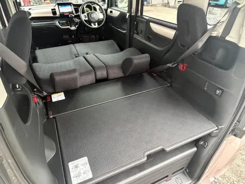 Honda N-BOX Plus