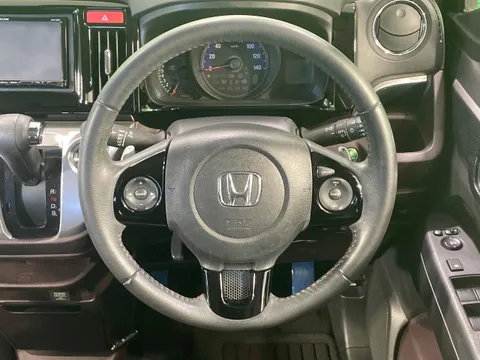 Honda N-WGN Custom