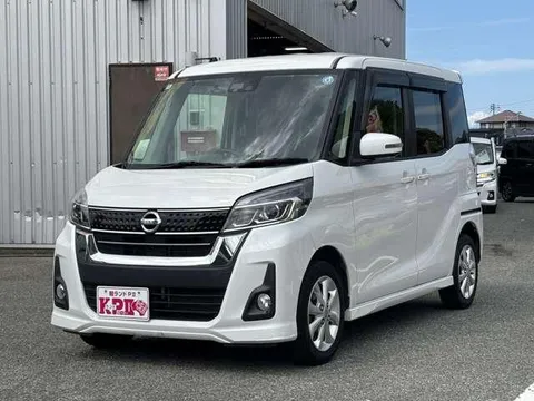 Nissan Dayz Roox