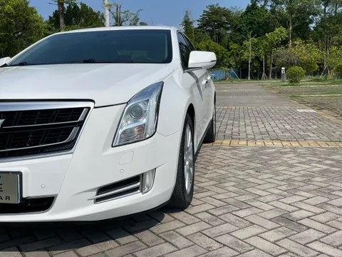 Cadillac XTS
