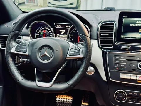 Mercedes-Benz Mercedes-Benz GLE
